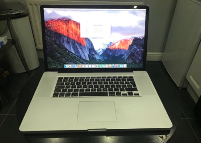 Macbook Pro 17 I7